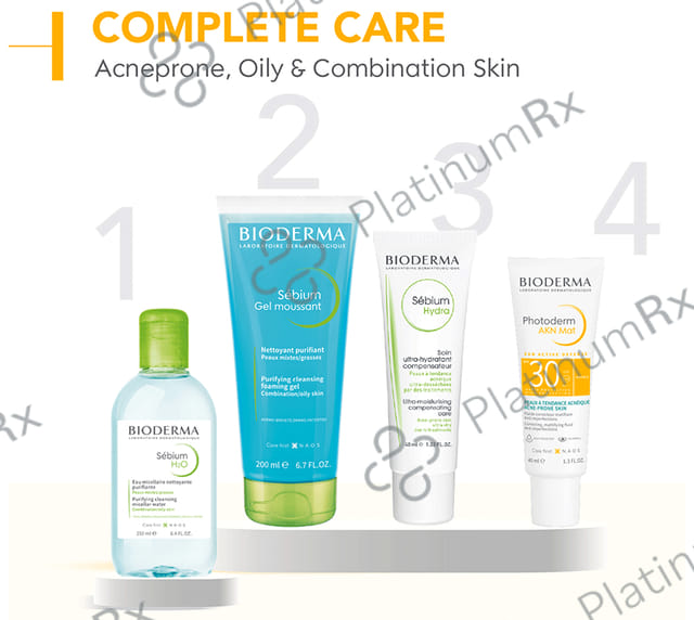 Bioderma Photoderm AKN SPF 30 Mat SunscreenLotion 40ml