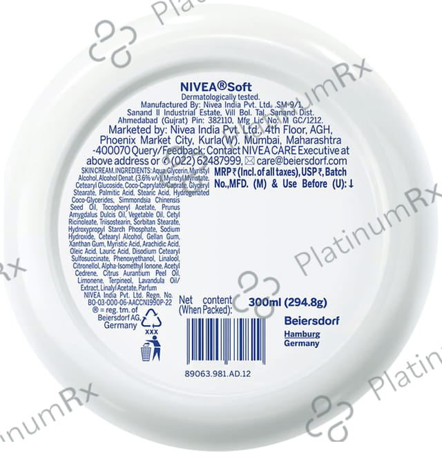 Nivea Soft Light Moisturiser 300 ml