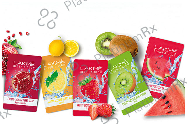Lakme Blush & Glow Sheet Mask Strawberry Blast