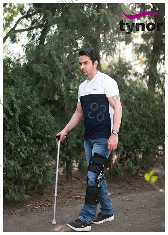 Tynor D 48 ROM Knee Brace Universal Black